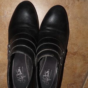 Shoes black